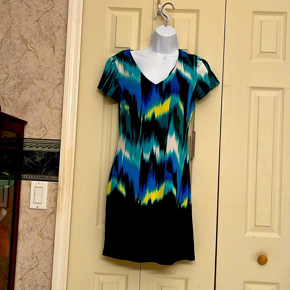 Jennifer Lopez dress. Size small. New with tags.